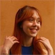 giovane tutor di inglese con molta esperienza con persone mdrelingua